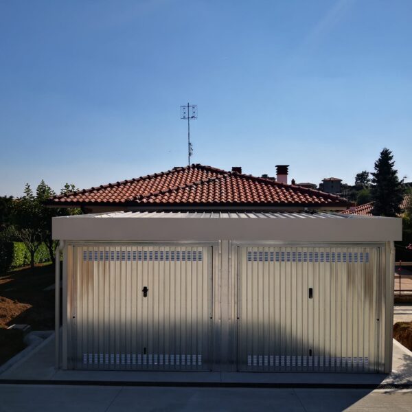 MONOBLOCO PARA UTILIZAÇÃO EM GARAGEM